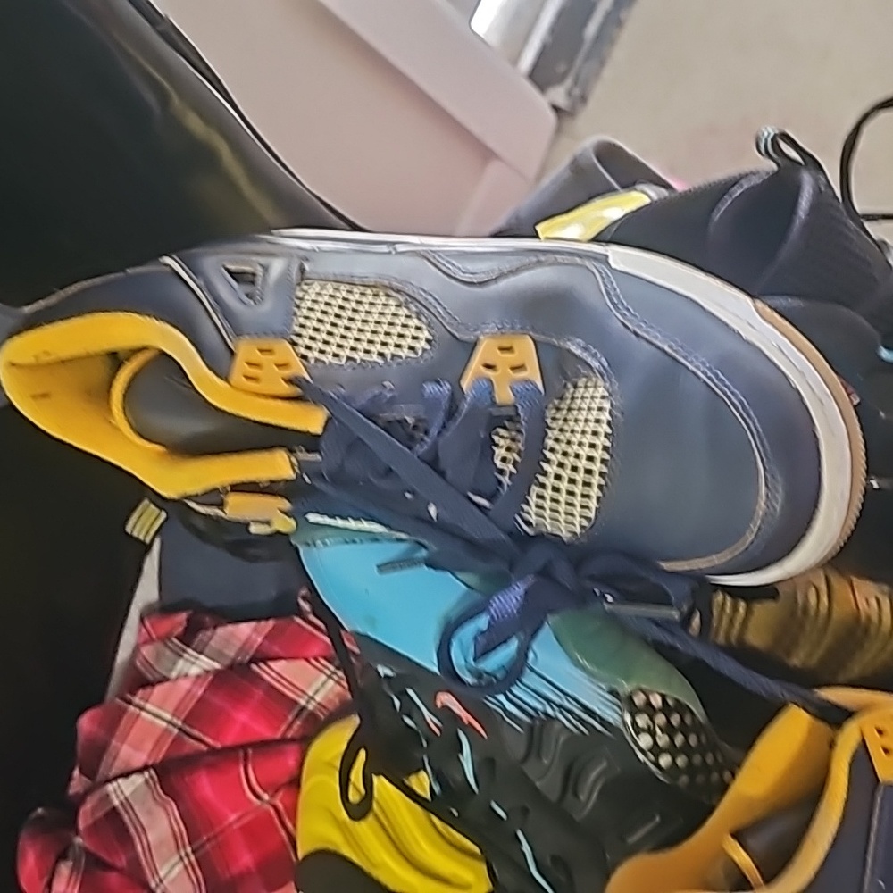 Mens air jordans - Picture 2 of 3